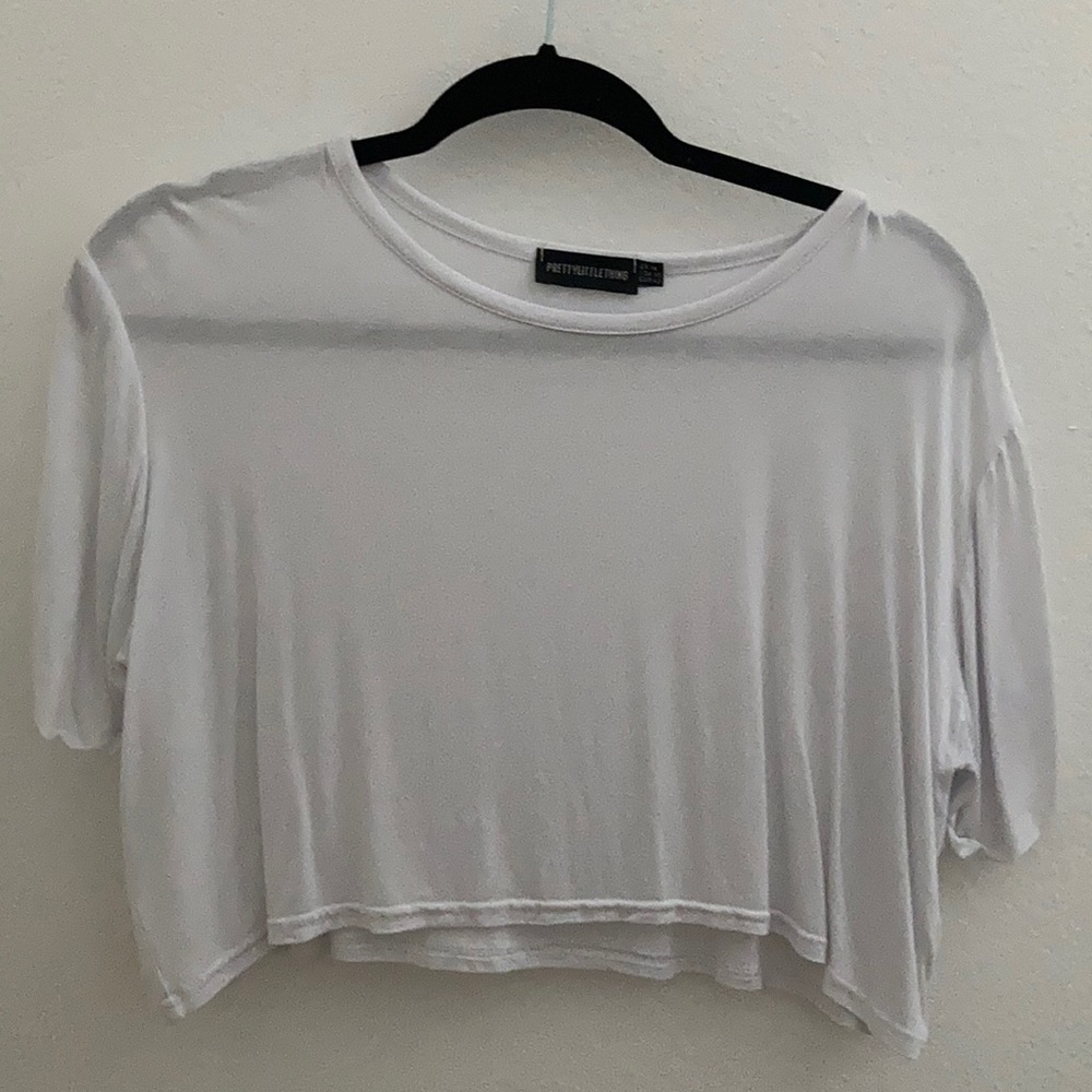 Prettylittlething white cropped t-shirt